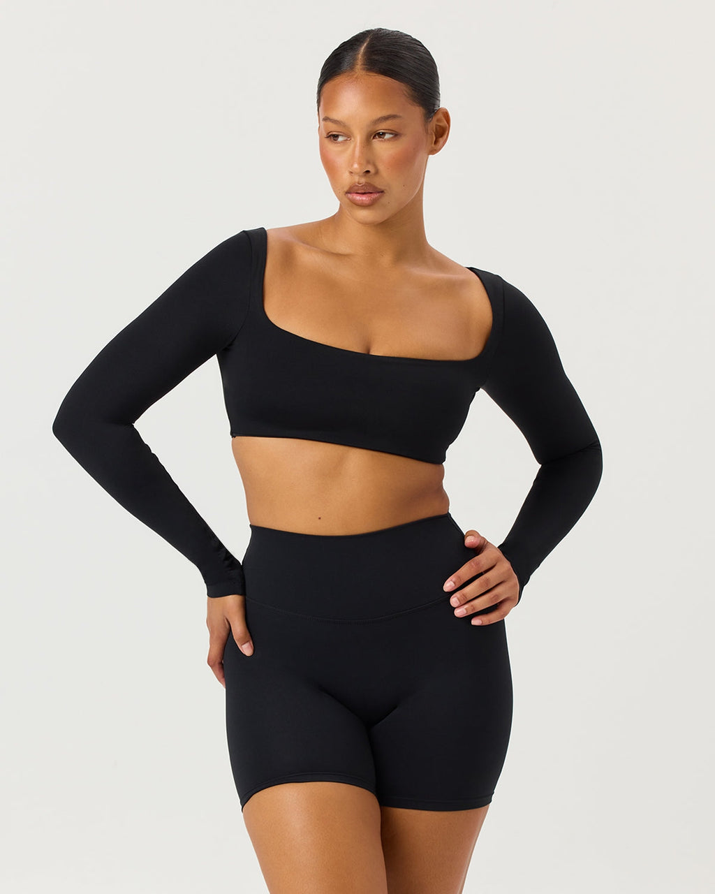 Freedom Scoop Long Sleeve Crop | Black