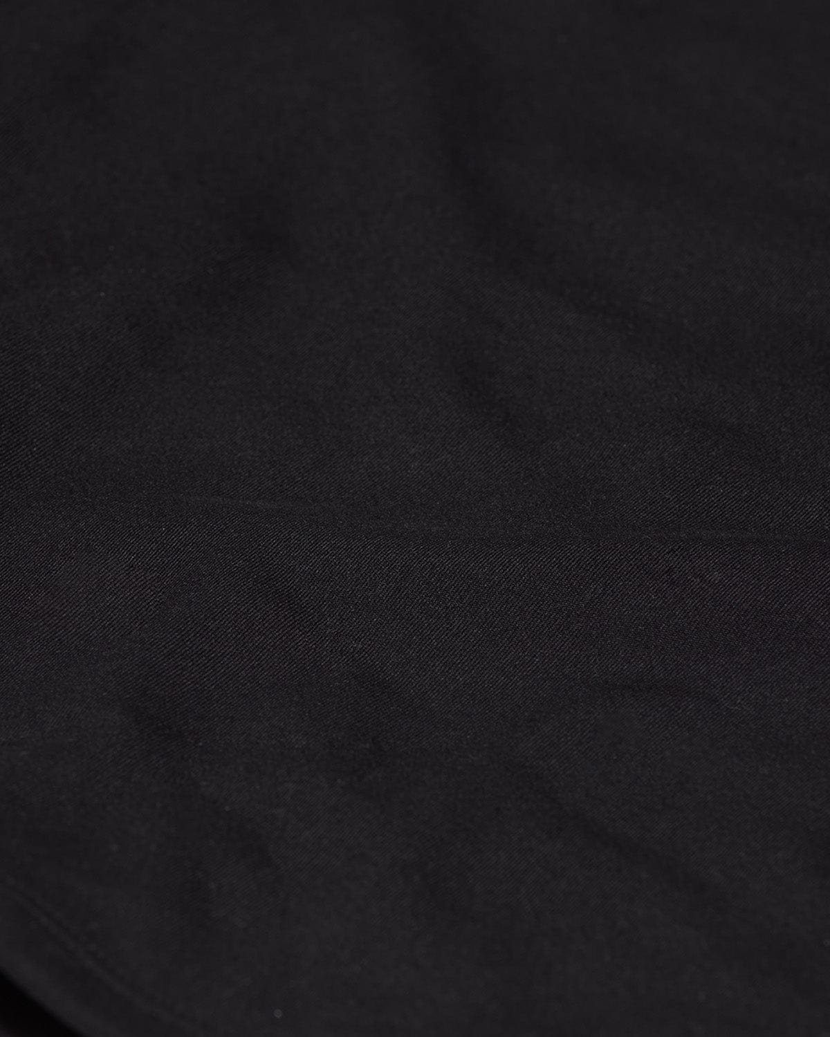 Form Contour Long Sleeve Crop | Black