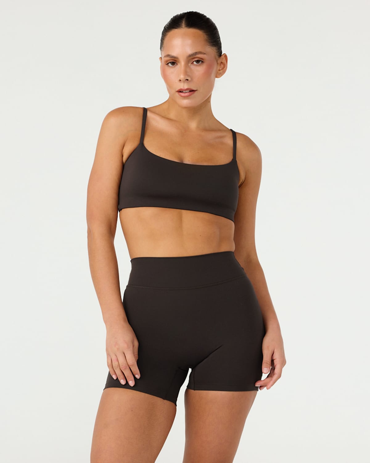 Form Essential Crop | Grounded Brown