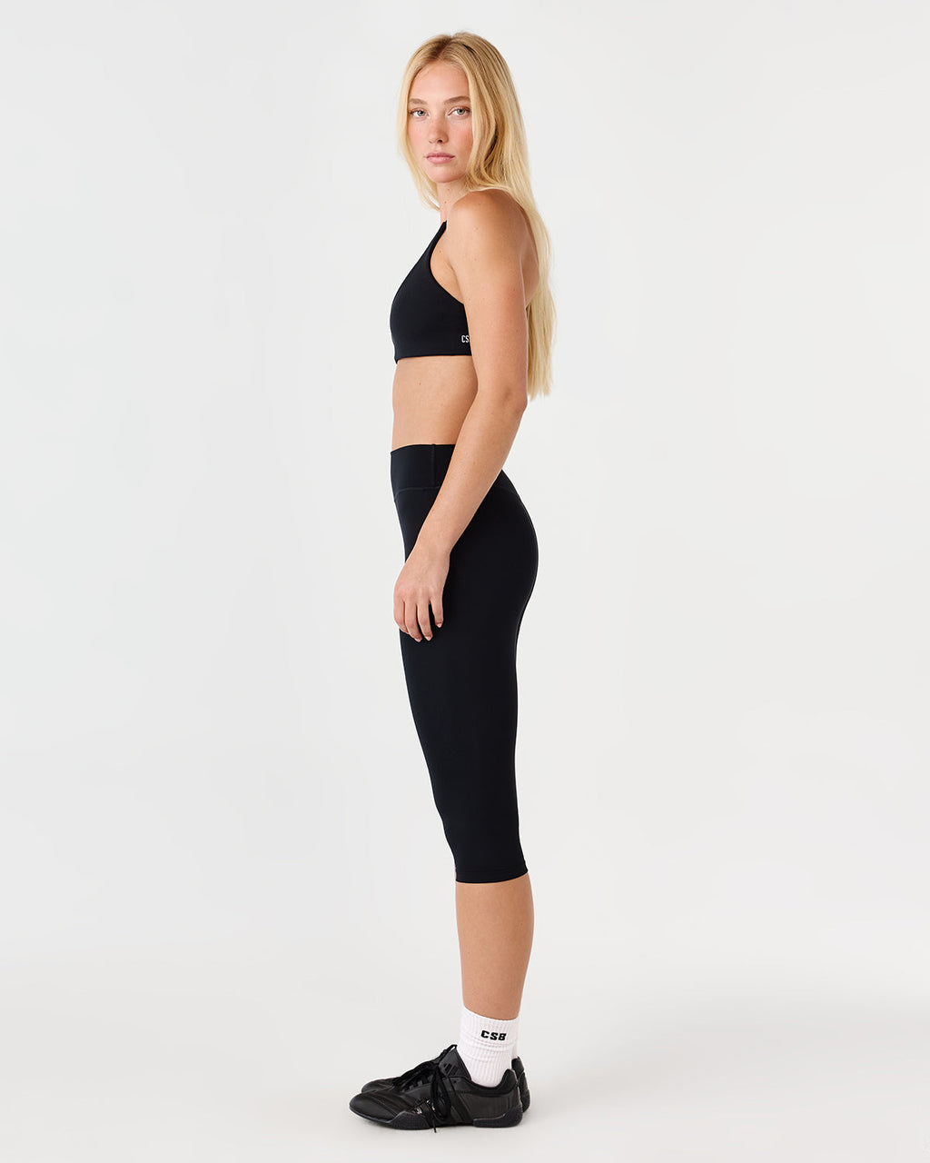 Form Invisible Scrunch Capri Leggings | Black